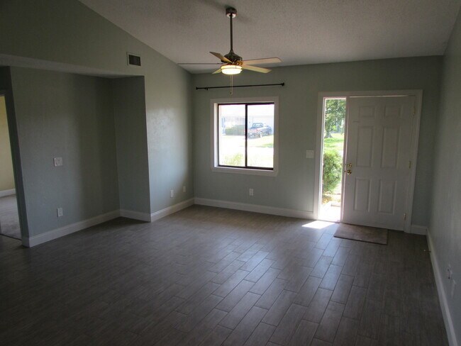 Building Photo - IntraCoastal Single Family Home