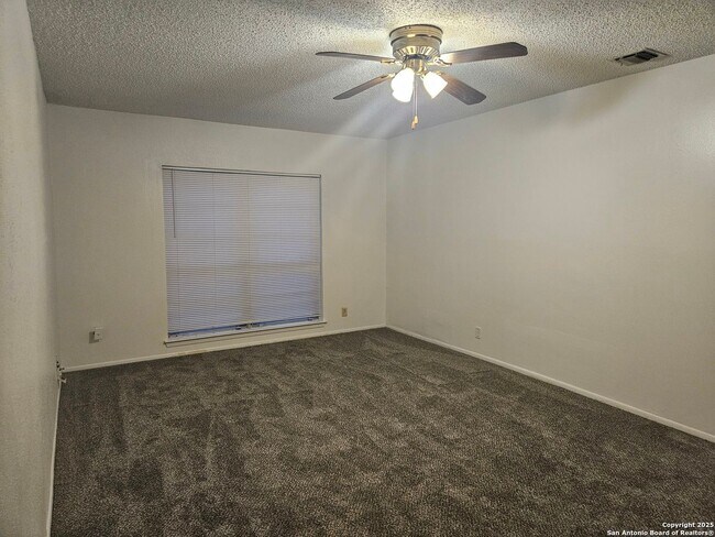 Building Photo - 4679 Misty Run Dr