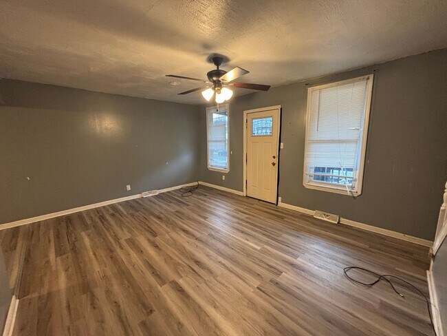 Building Photo - Use Your Tax Return For This Sweetheart of a Deal!  This is a Lease-to-Own – Not a typical rental.