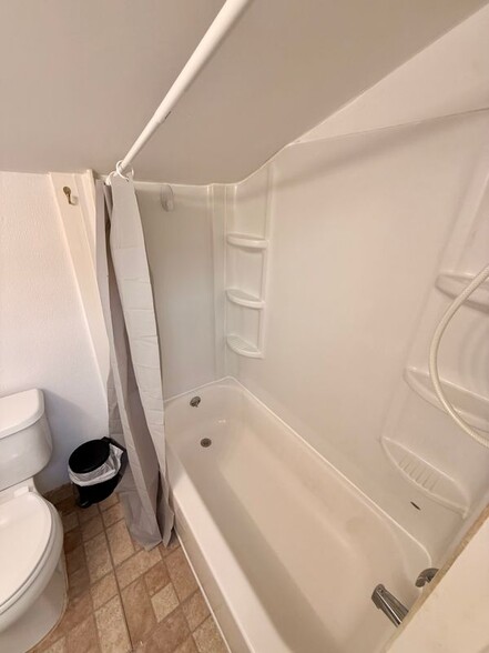 Building Photo - 20 Shearwater Way