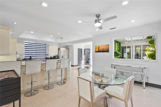 Building Photo - 13815 SW 38th St