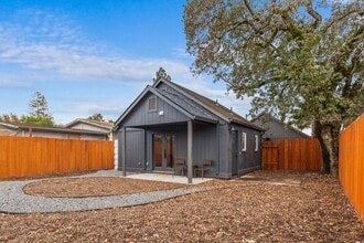 Building Photo - 1316 Grand Ave