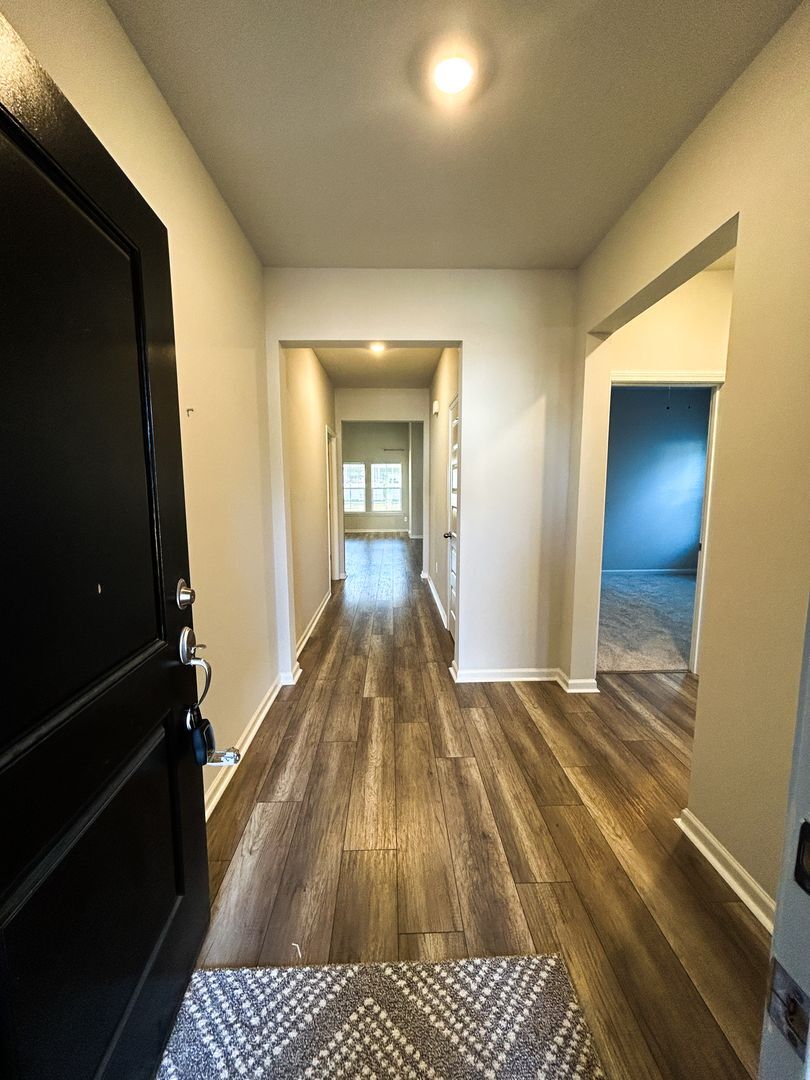 Building Photo - 8869 Baton Rouge Ave NW