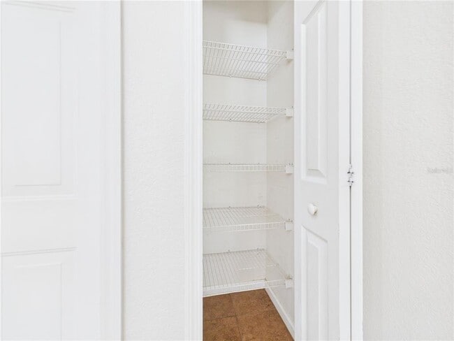 Building Photo - 16310 Fairford Palms Ct