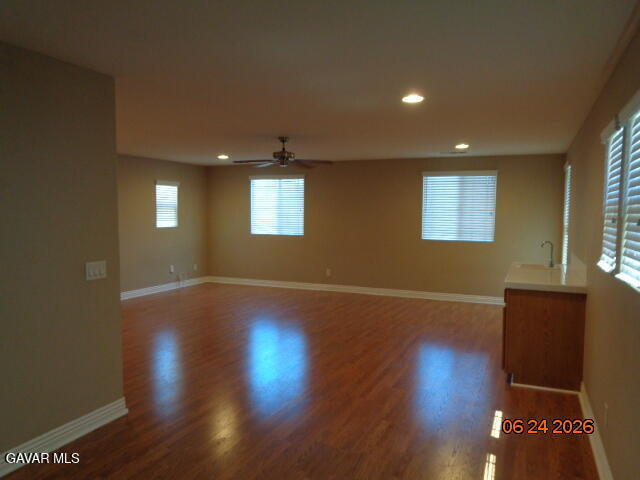 Building Photo - 2064 W Ave K-6