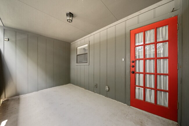 Building Photo - 3843 Barrington St