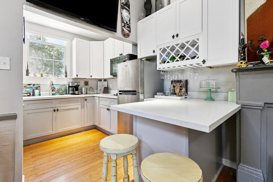 Building Photo - 922 Elysian Fields Ave