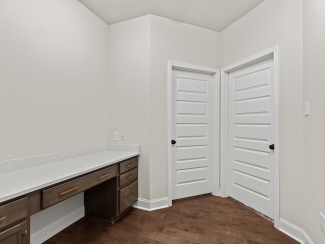 Building Photo - 9036 Mountain Preserve Blvd SE