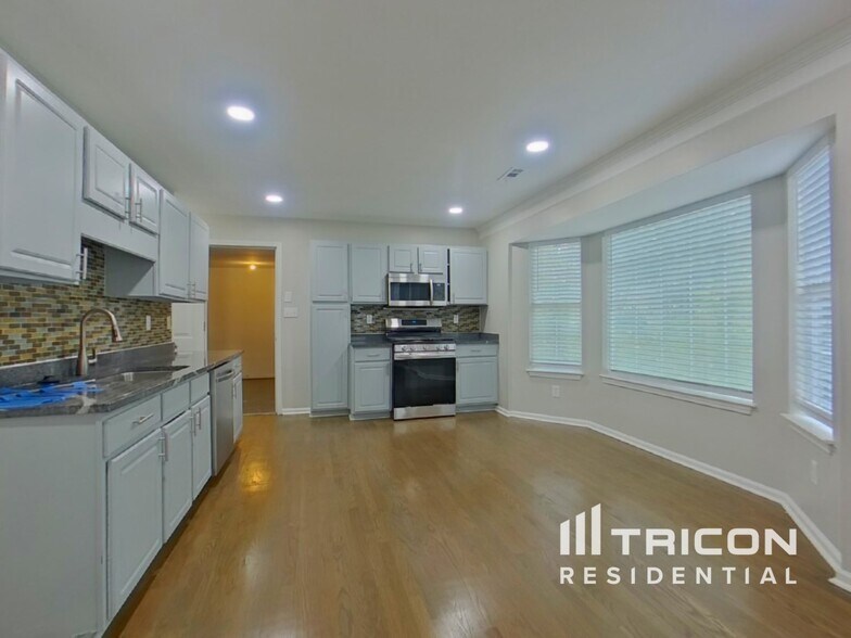 Building Photo - 1545 Elm Log Ct