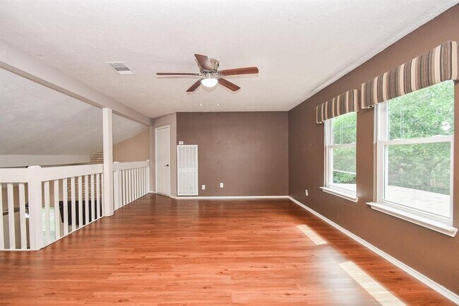 Building Photo - 5331 Windsong Trail