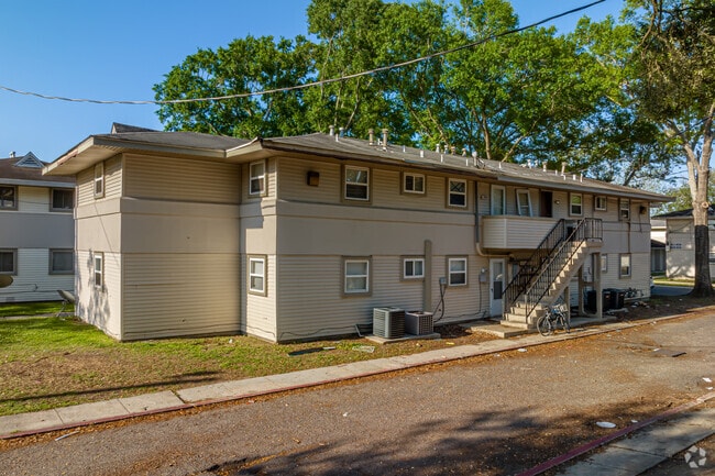 Renovated in 2019 - Gilmore Park Apartments
