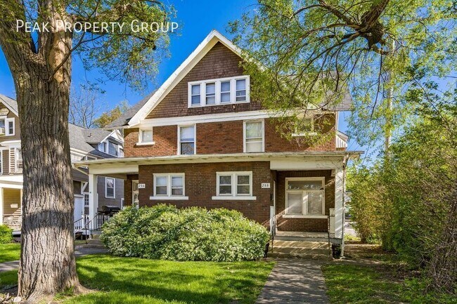 Building Photo - 286 E 13th Ave