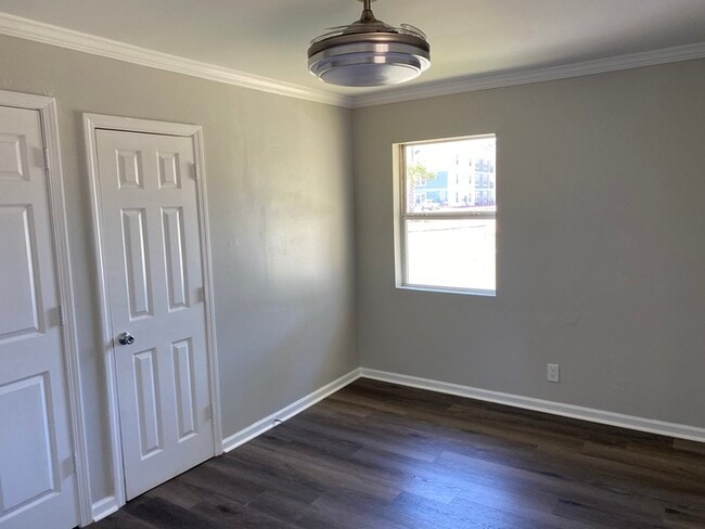 Building Photo - Beautiful 1/1 Duplex in Biloxi, MS