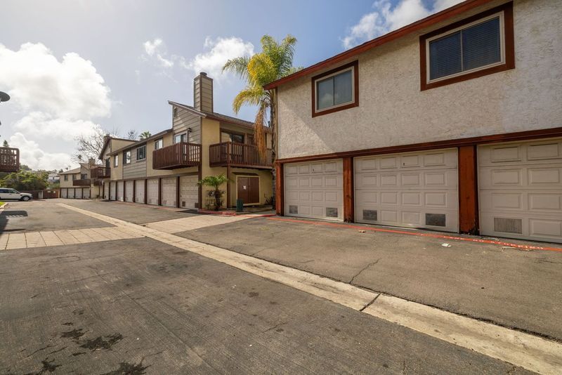 Building Photo - 852 Tamayo Dr