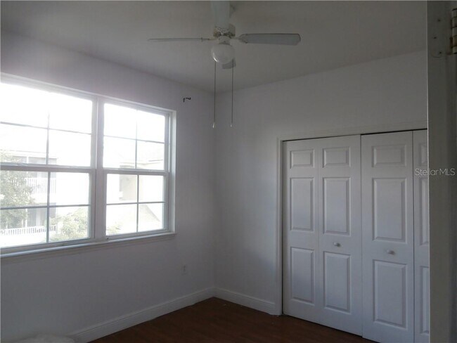 Building Photo - 6550 Time Square Ave