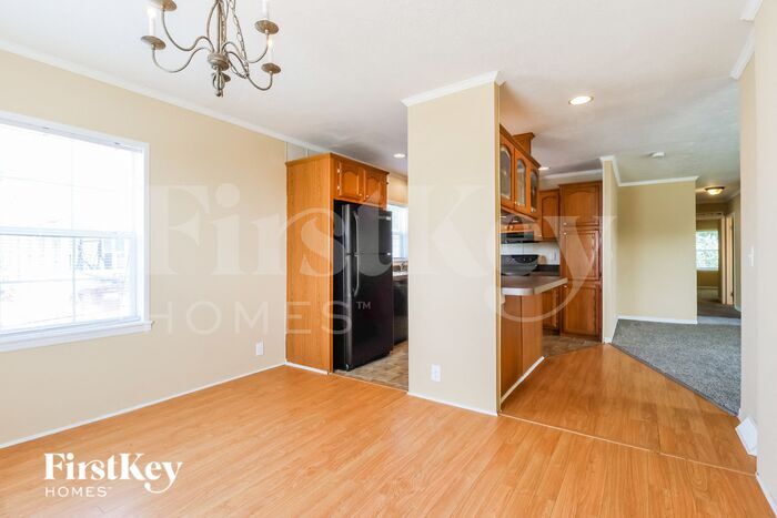 Building Photo - 649 Diamond Loop