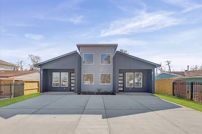 Building Photo - 5034 Pershing St