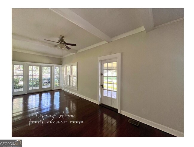 Building Photo - 208 Bartlett St