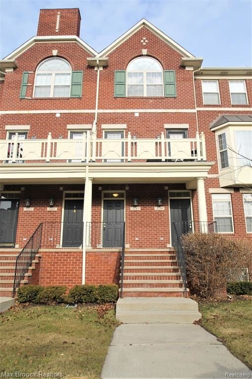 Building Photo - 3243 Camden Dr