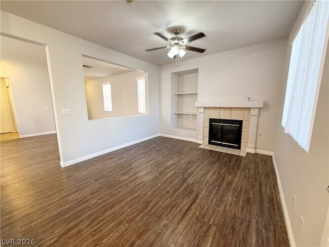 Building Photo - 2185 Polynesia Cir