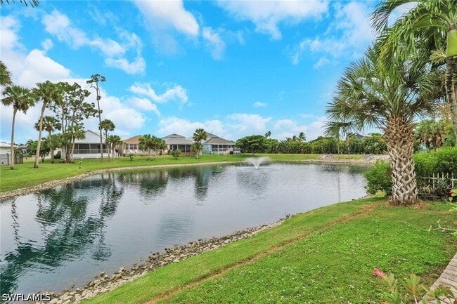 Building Photo - 6085 Lakefront Dr