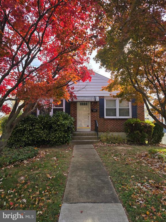 Building Photo - 1008 Fairview Ave