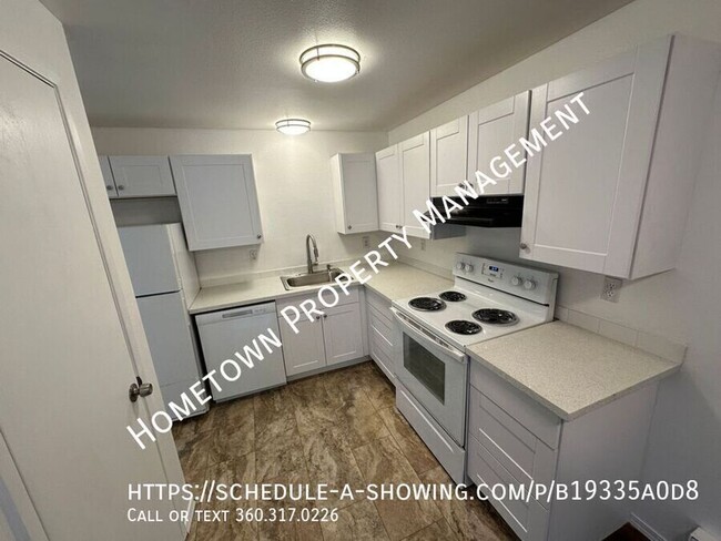 Building Photo - Lower Level 2 Bedroom Apartment with W/S/G...