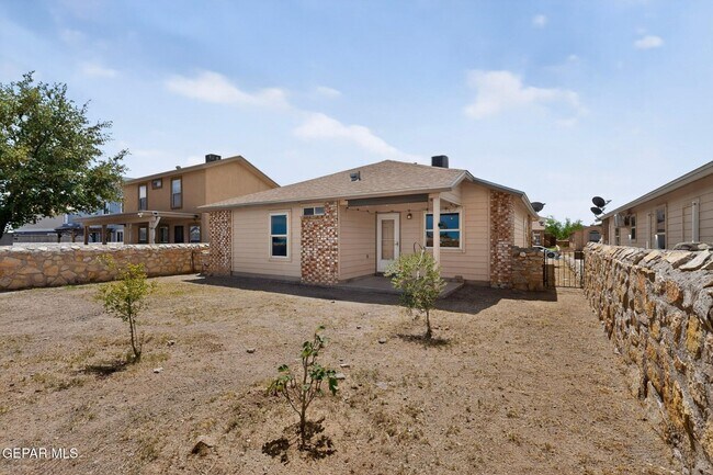 Building Photo - 5705 Rick Husband Dr