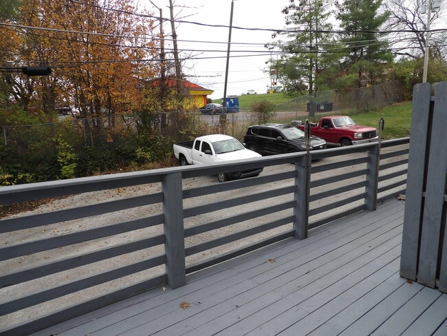 Building Photo - 409 Ridgewood Ln