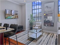 Building Photo - 1421 N 5th St