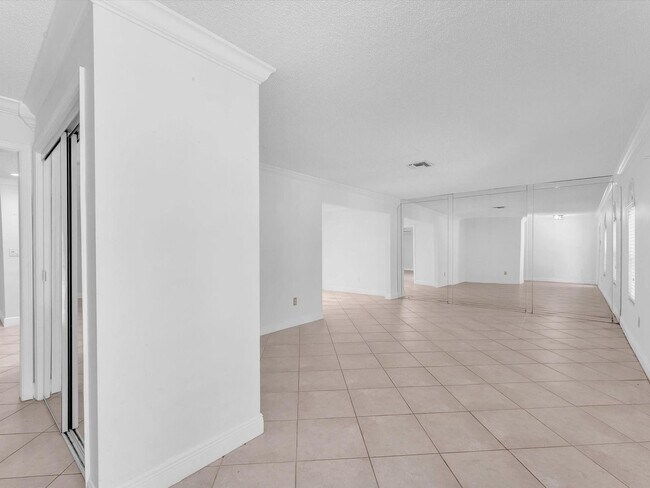 Building Photo - 11762 NW 26th Ct