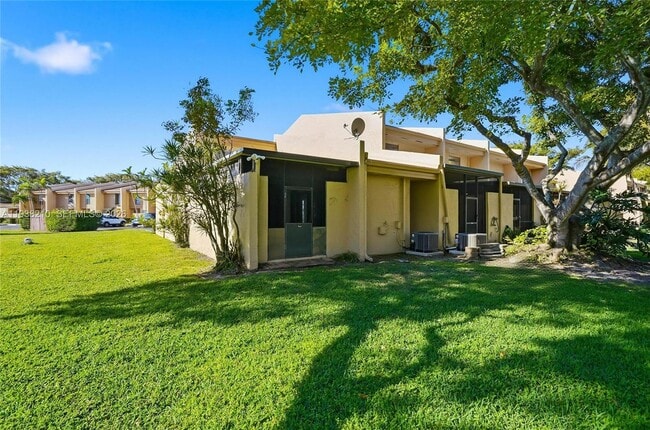 Building Photo - 1401 NW 97th Terrace