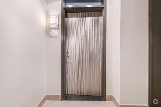 Building Photo - Lovely Studio-Style 1 Bedroom Condo Unit i...