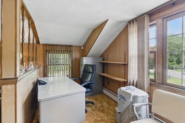 Building Photo - 2 Fairview Dr
