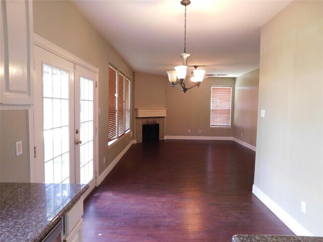 Building Photo - 2914 Bluegrass Ct