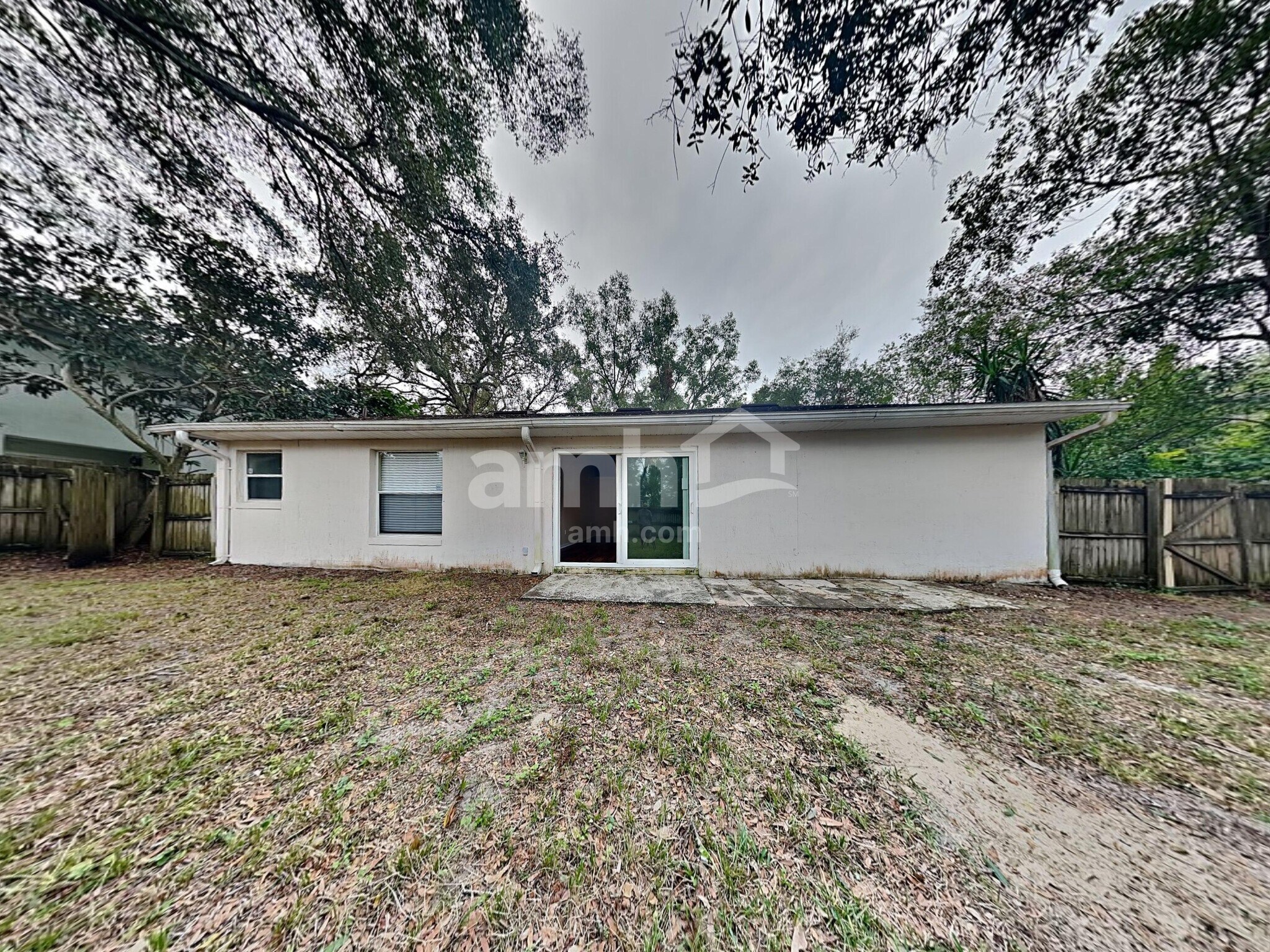 Building Photo - 1127 Dunbridge St