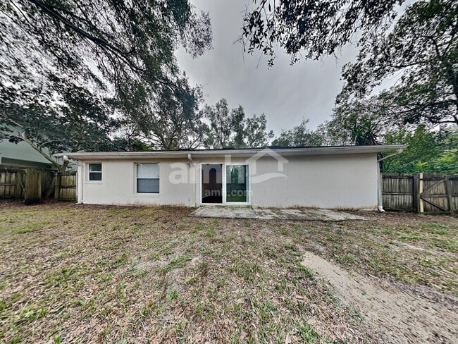 Building Photo - 1127 Dunbridge St