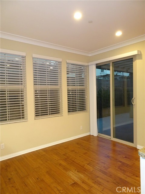 Building Photo - 108 Oasis