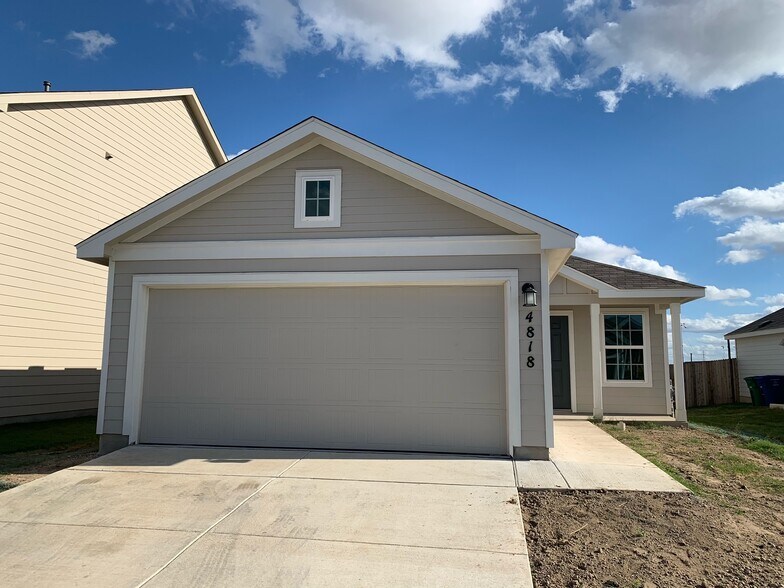 Building Photo - 4818 Republic View