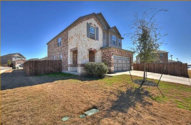 Building Photo - 2950 E Old Settlers Blvd