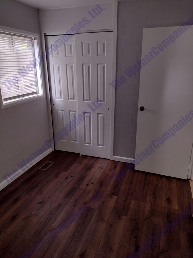 Building Photo - Sublease Available Now!!