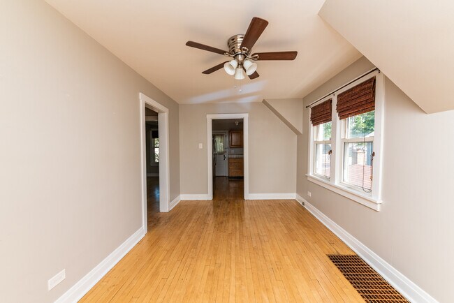 Building Photo - 4153 N Whipple St