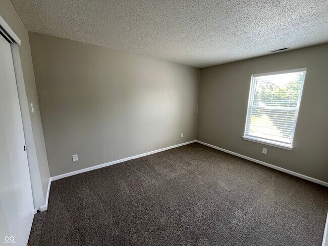 Building Photo - 14928 Drayton Dr