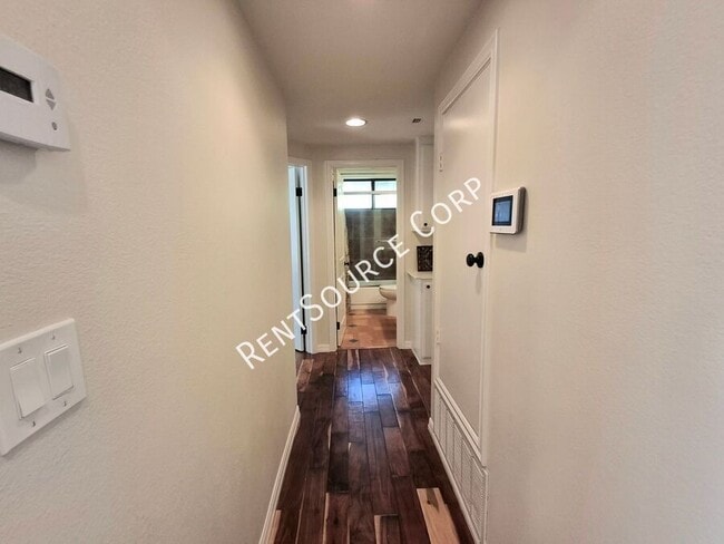 Building Photo - 23902 Ranney House Ct