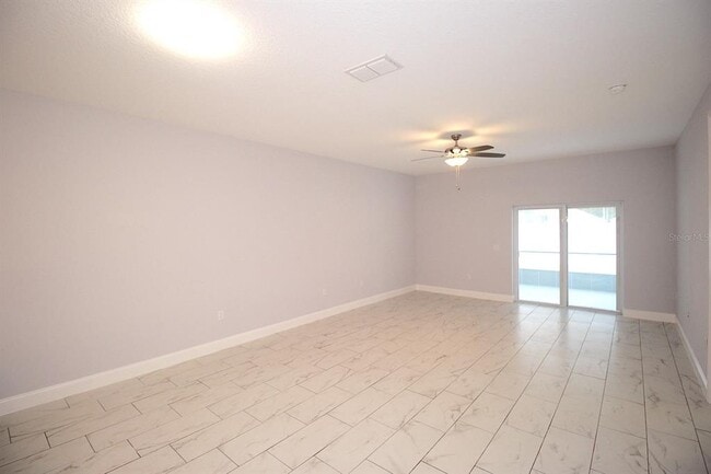 Building Photo - 23 Empress Ln