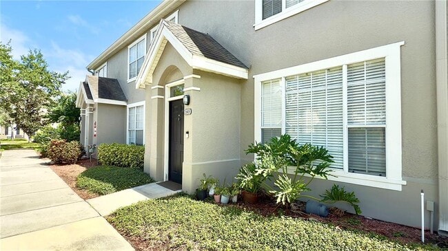 Building Photo - 9005 Lee Vista Blvd