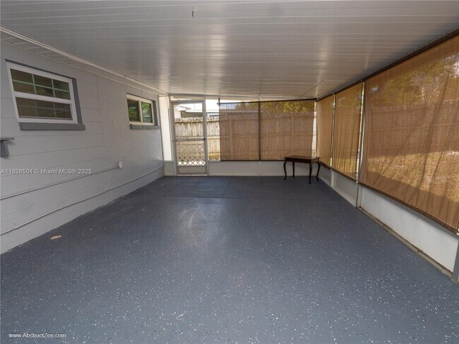 Building Photo - 3421 Cantrell