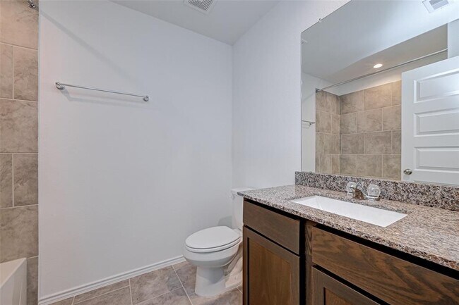 Building Photo - 1123 Lipizzan Ln