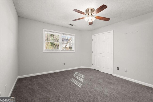 Building Photo - 2166 Park Terrace