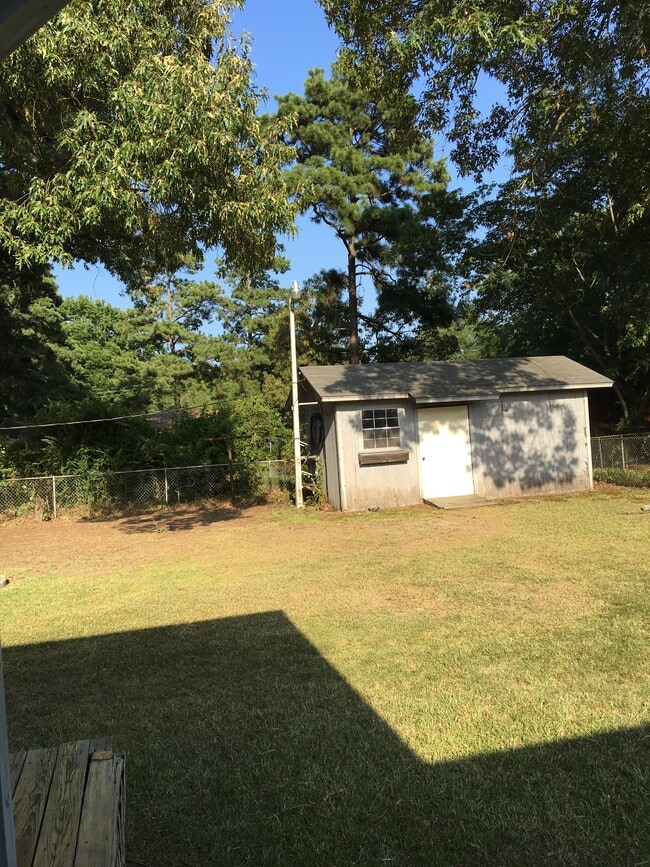 Fenced in backyard - 3718 Bann Ave